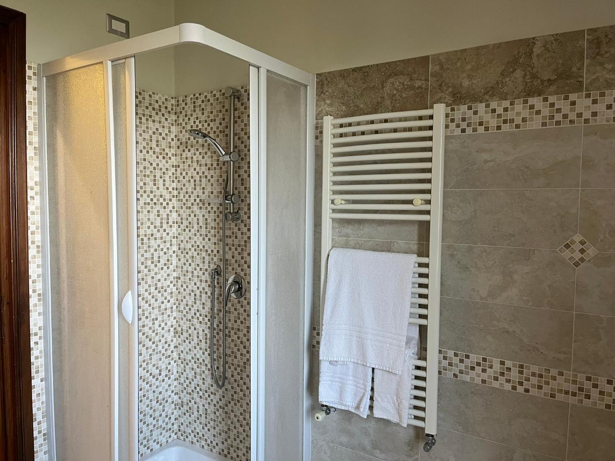 Le Ganze Bed & Breakfast Ceprano Phòng bức ảnh